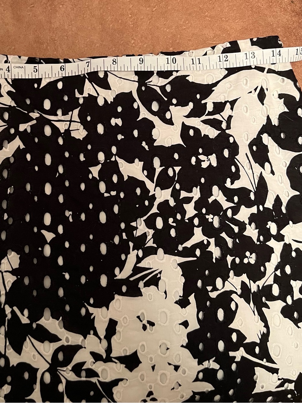 New York & Company Black and White Floral Eyelet Pencil Skirt - Picture 6 of 6